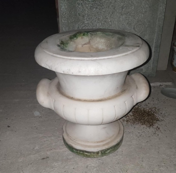 Παλαιά Γλάστρα Μαρμάρινη