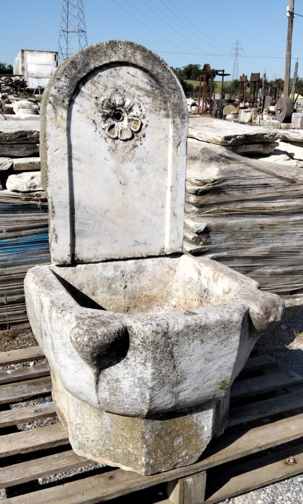 Παλαιά Μεγάλη Μαρμάρινη Γούρνα Χαμαμ με Πλάτη