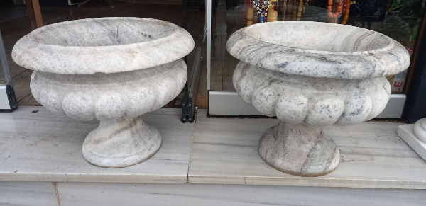 Παλαιές Γλάστρες Μαρμάρινες