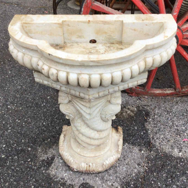 Παλαιό Μεγάλο Σιντριβάνι Μήκος:92cm Πλάτος:50cm Υψος:97cm
